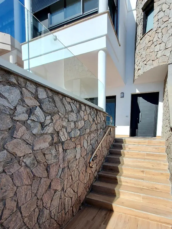 Villa Playa Amadores - Luxury Villa With Heated Pool Puerto Rico